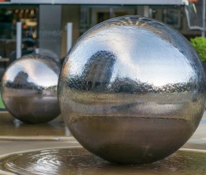 Two,Silver,Ball,Water,Fountain,,Feature,In,Sheffield,City,Centre