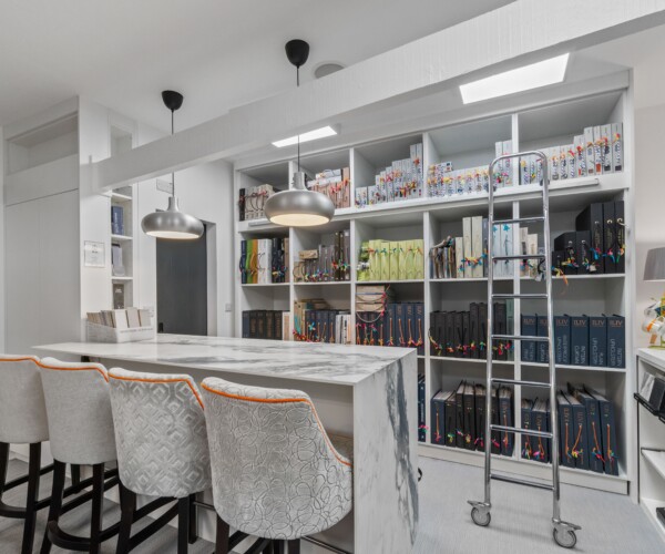 The Design Barn Luxury Fabrics & Wallcoverings